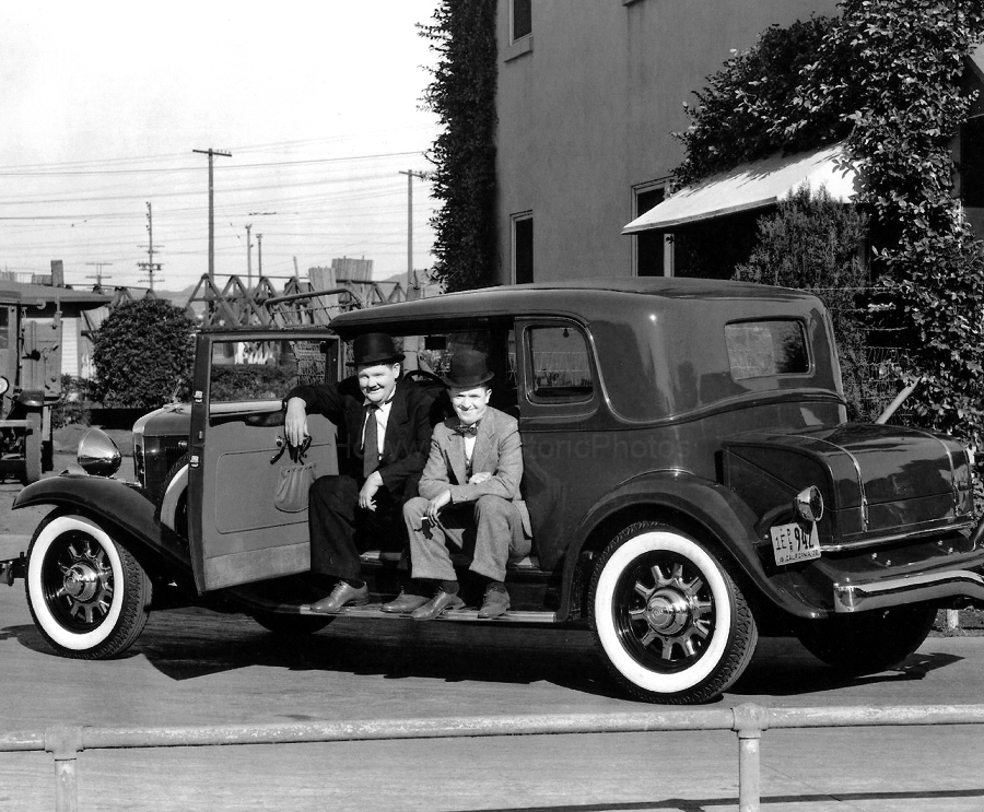 Laurel and Hardy 1932 3 WM.jpg
